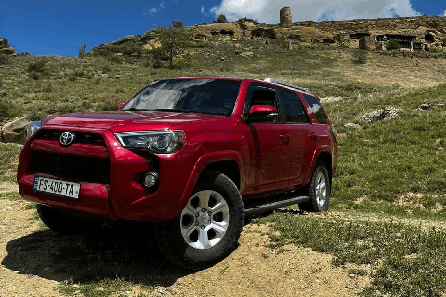 Toyota 4Runner rental photo 3